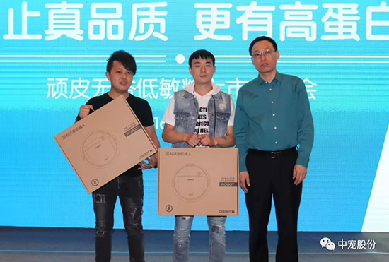 b30b39eecef84b8891e5fe6a195ad96c