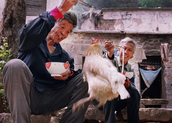 f02972b21ce94a26af490f39d6c815e5