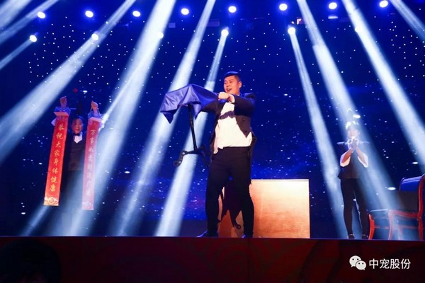 848151059dc440f085d21bd4df38f3bc