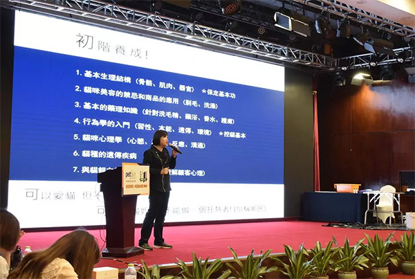 cf93913e52a9438eac17b53f6e300215