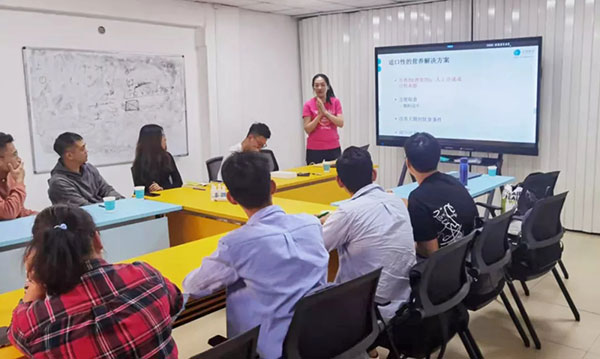 �������ʹ���-��Ӫ��ȫ,����һ·�ɳ�